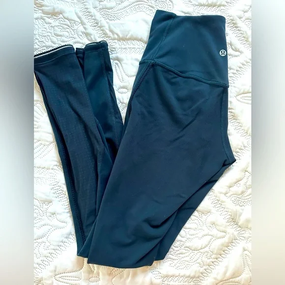 Lululemon women Navy mesh ankle Leggings size 4 - Picture 1 of 6